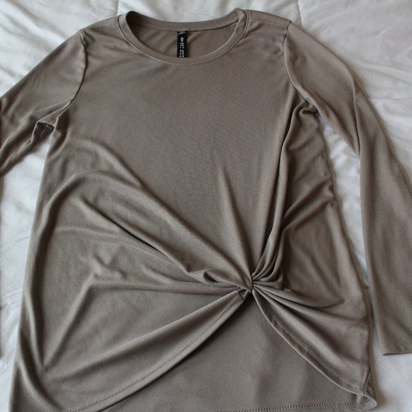 BEAUTIFUL DESIGN LAB TOP SHIRT BLOUSE W DRAPING DETAILS IN FRONT XS DARK KHAKI - Picture 1 of 6